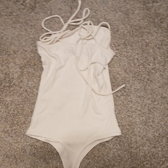 Abercrombie & Fitch Kids White Ribbed Bodysuit - Picture 5 of 5
